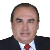 Julio del Risco L. tiene el cargo de Gerente General en la empresa del risco reports